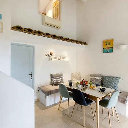 Mazet Aurelie Yourhosthelper * Sainte-Maxime